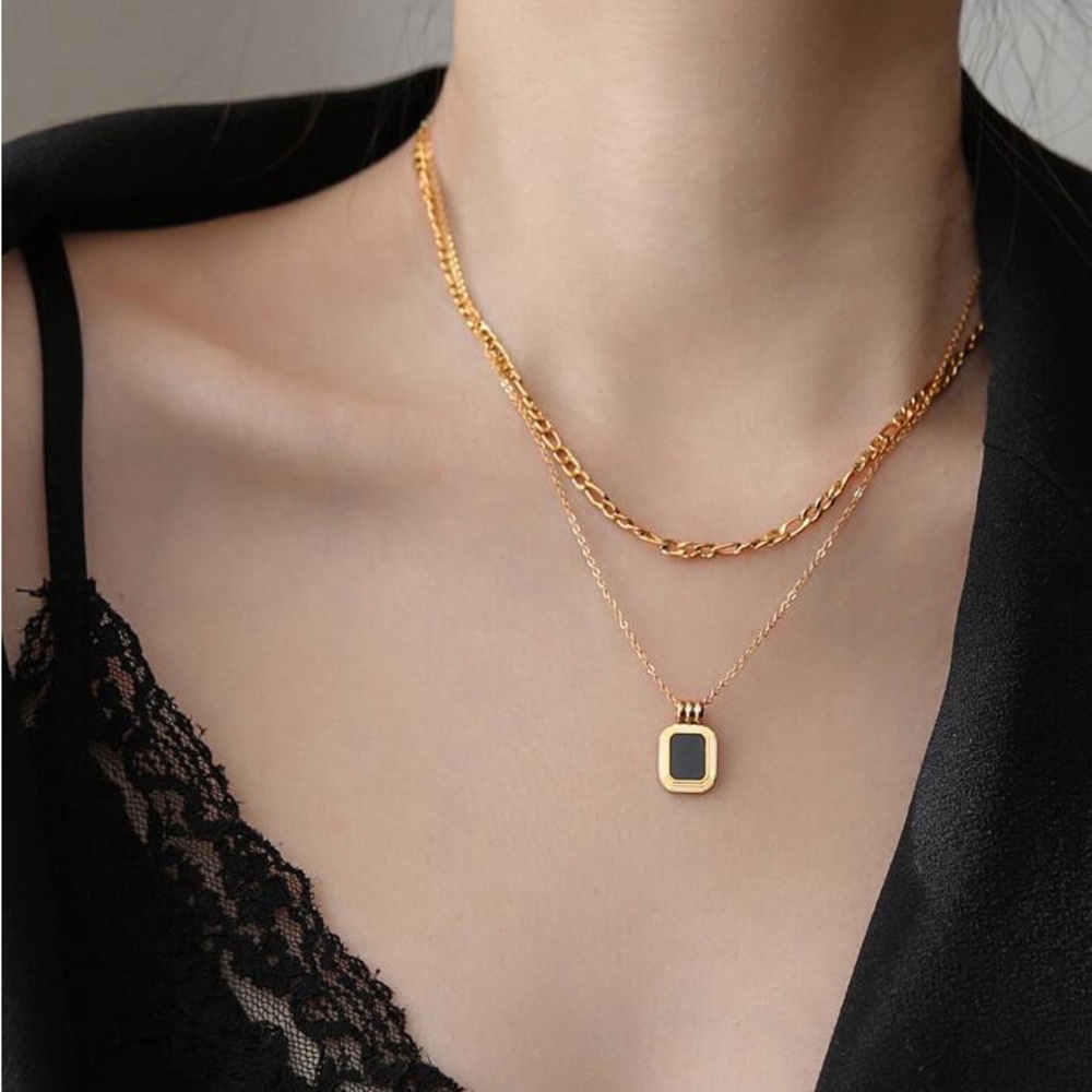 Black Square Pendant Double Layer gold necklace